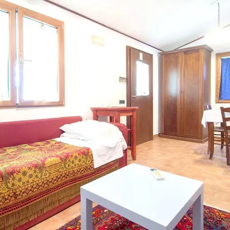 2 Bedrooms With City View Private Pool And Enclosed Garden At Lejlighed